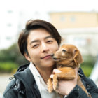 【小池徹平インタビュー】ダックスフンド「ラナ」との出会いや休日の過ごし方。家族と友人に支えられてー
